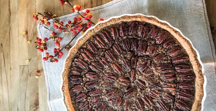 PECAN PIE FOR THE THANKSGIVING HOLIDAYS